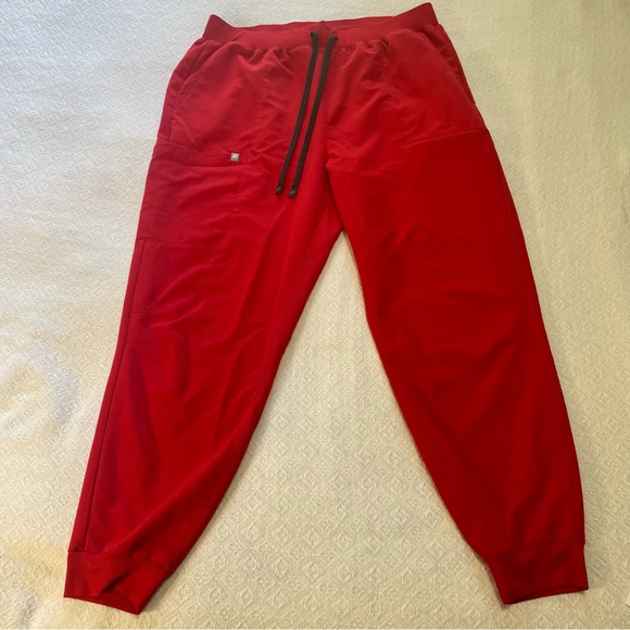 Red Joggers Fabletics Size XXL - Picture 1 of 11